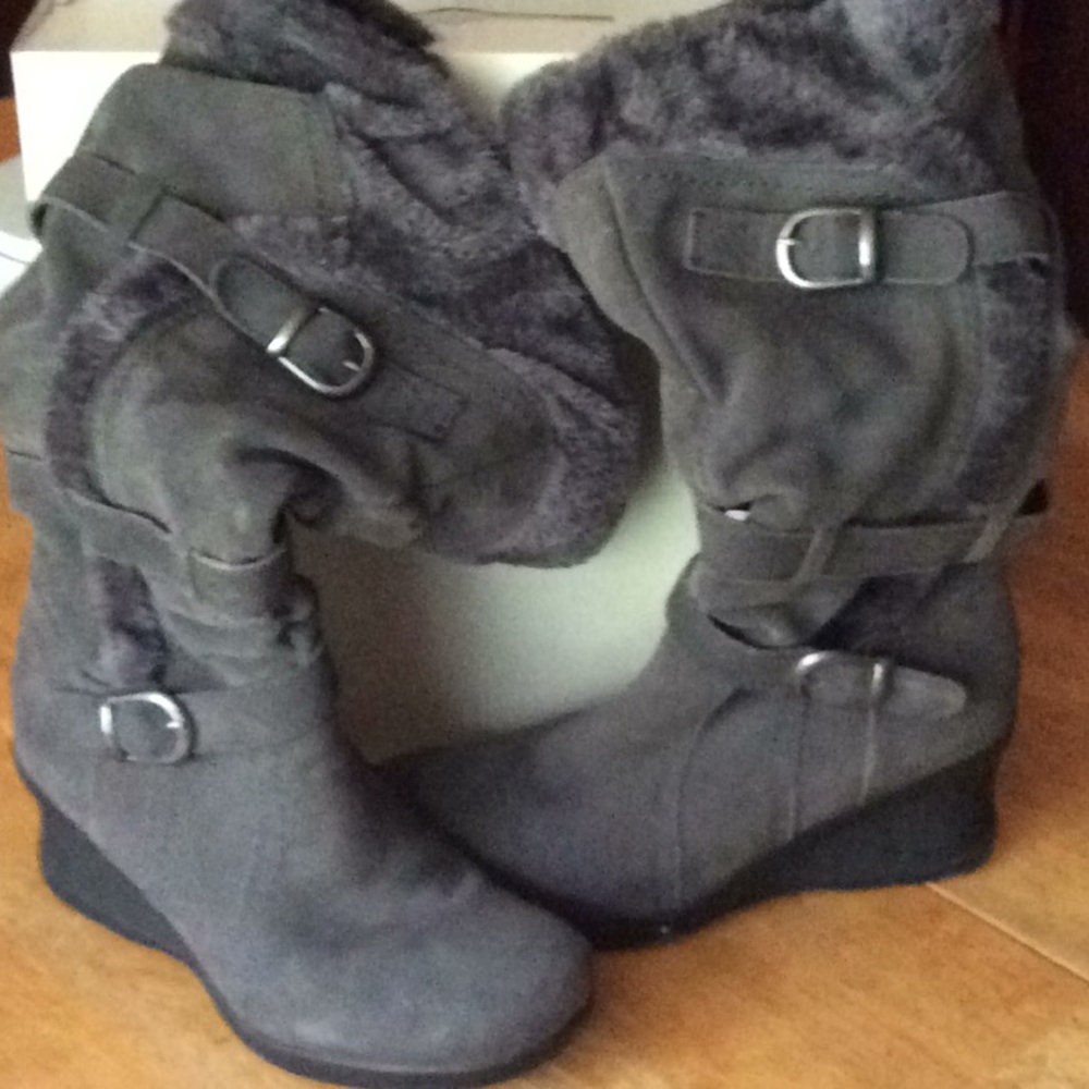 Nancy Wedge Boots